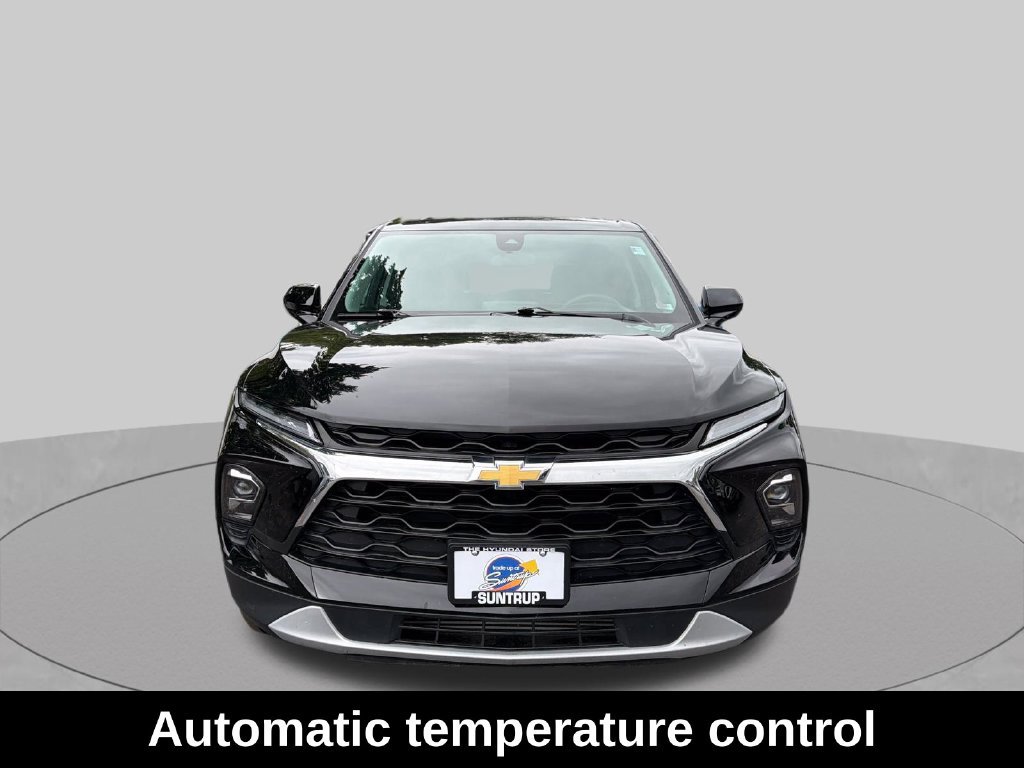 Used 2025 Chevrolet Blazer LT FWD image 10