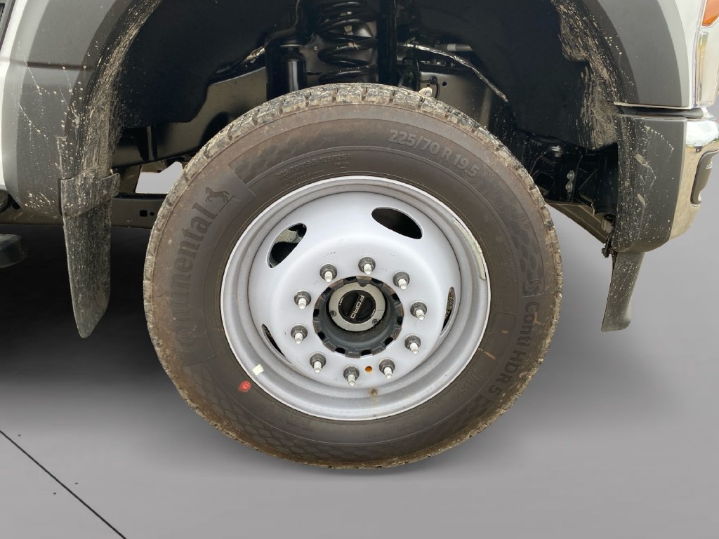 New 2026 Ford F550 4x4 Regular Cab Super Duty image 9
