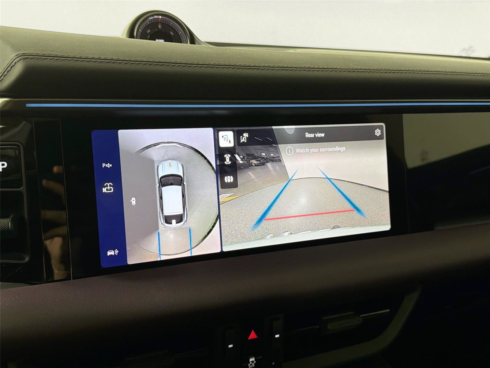 Certified 2026 Porsche Macan 4 Electric RWD image 23
