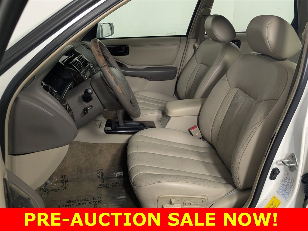 Used 1999 Toyota Avalon XL image 12