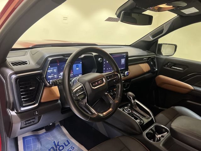 Used 2024 GMC Canyon AT4 w/ Technology Package AWD/4WD image 9