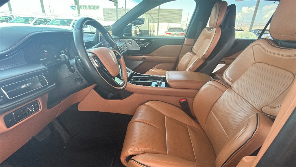 Used 2023 Lincoln Aviator Black Label image 7