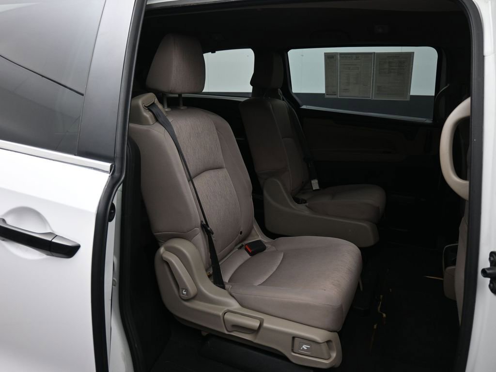 Certified 2020 Honda Odyssey LX image 37