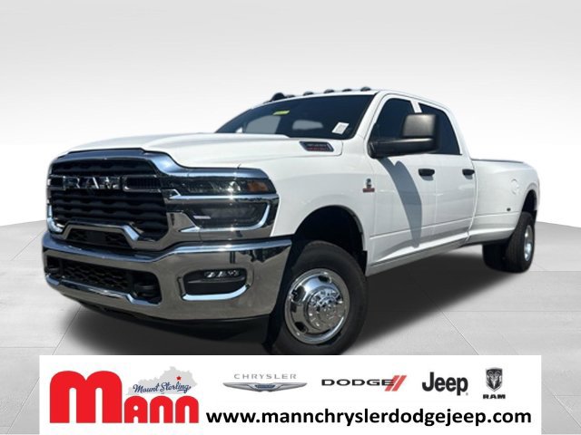 New 2026 RAM 3500 Tradesman w/ Chrome Appearance Group A AWD/4WD 360° Tour