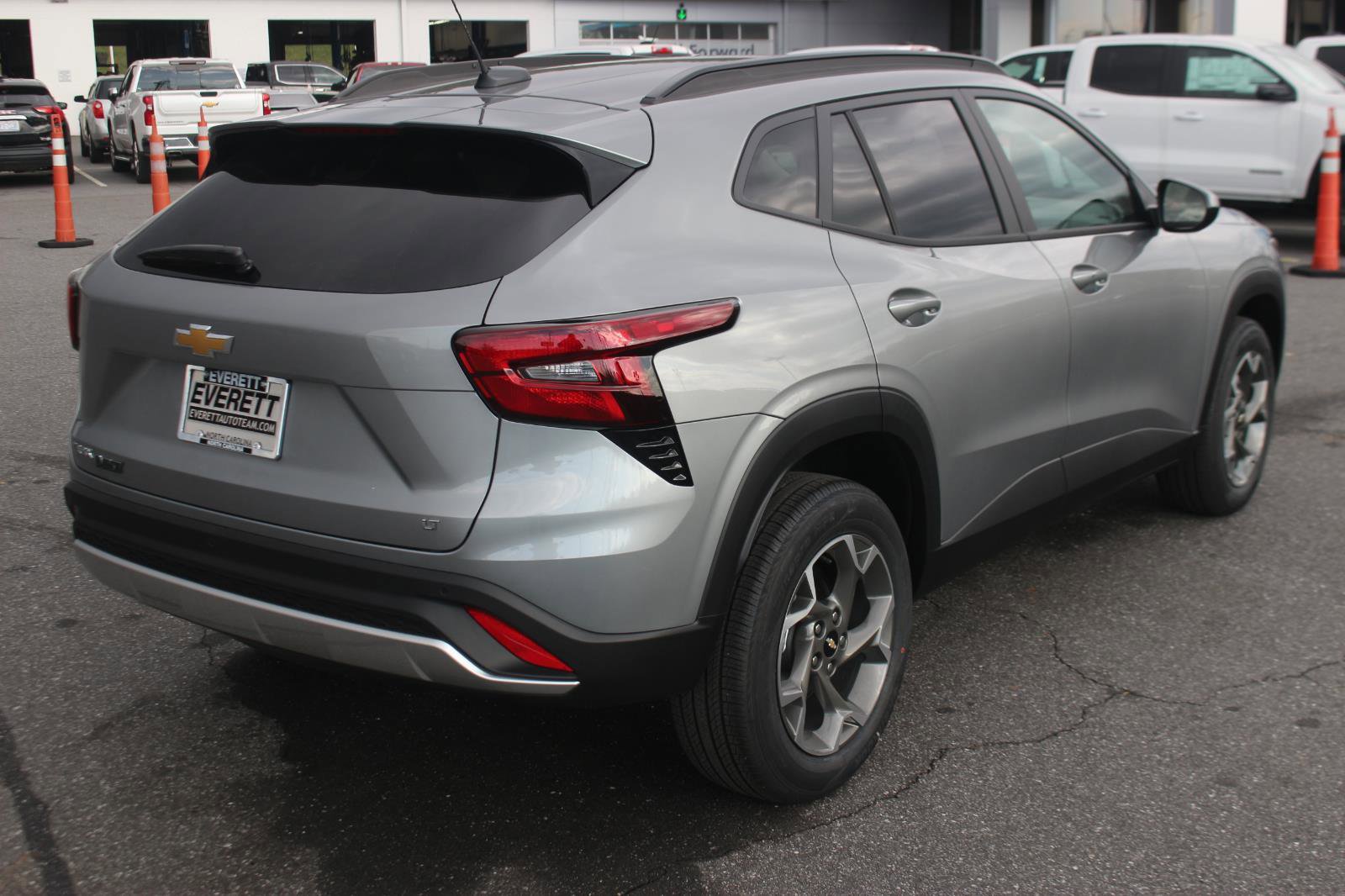 New 2026 Chevrolet Trax LT w/ Driver Confidence Package image 7