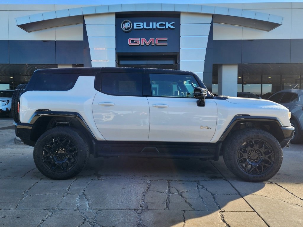 New 2026 GMC Hummer EV SUV image 2