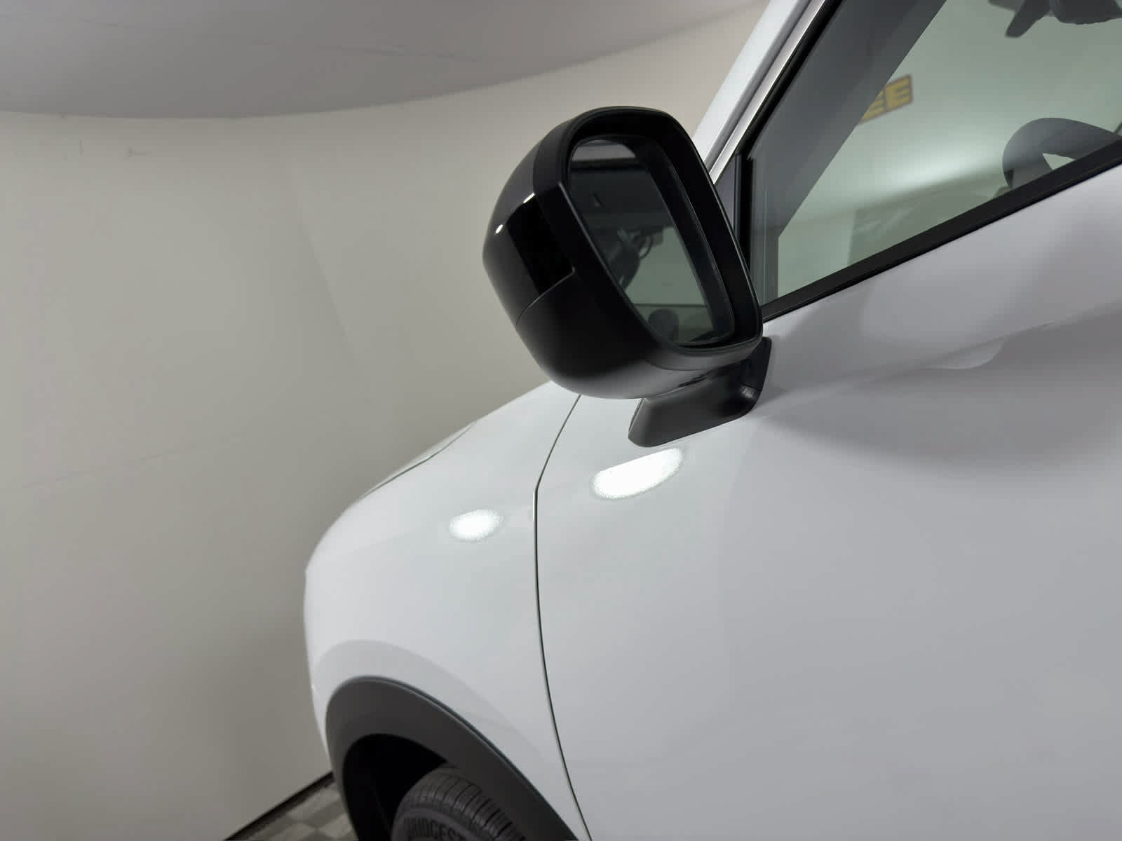 New 2026 Nissan Kicks SV w/ SV Premium Package FWD image 13