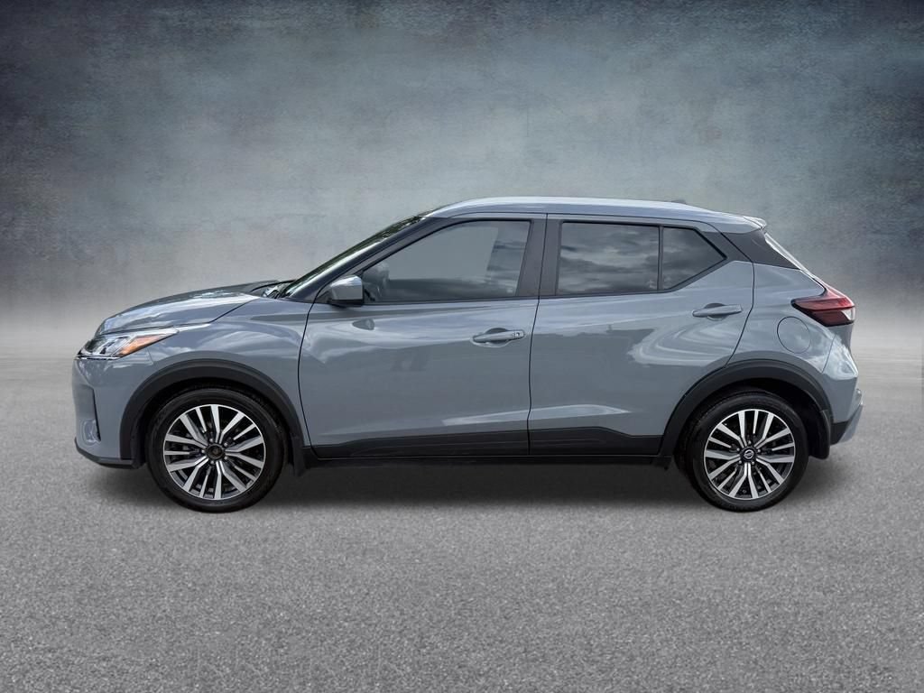 Used 2021 Nissan Kicks SV FWD image 3