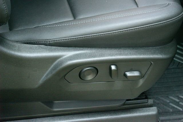 Used 2022 Chevrolet Silverado 1500 LTZ AWD/4WD image 10