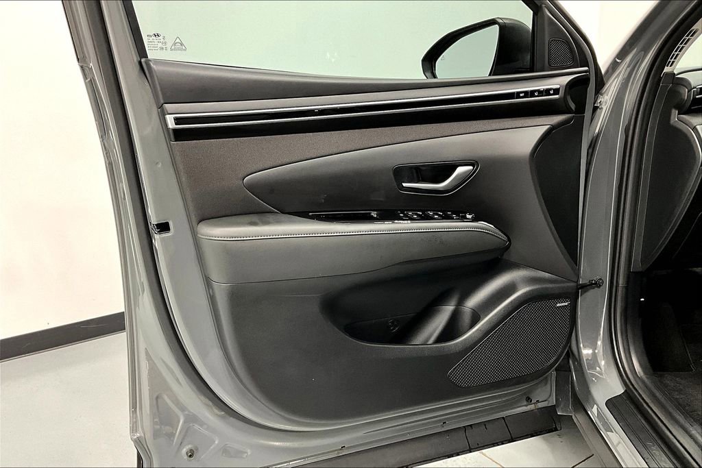 Used 2024 Hyundai Tucson Limited image 21