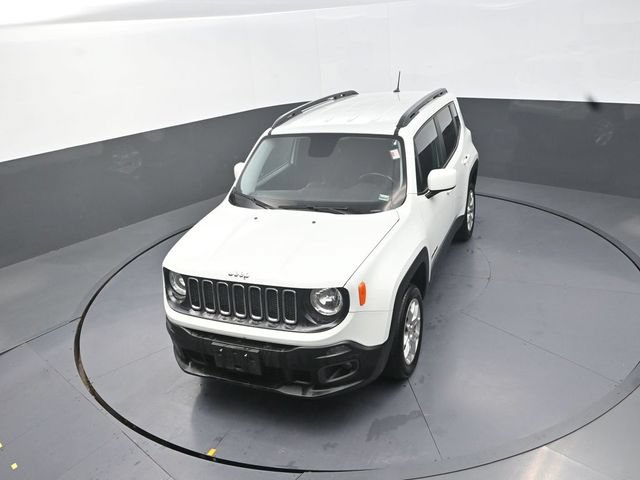 Used 2017 Jeep Renegade Latitude AWD/4WD image 25