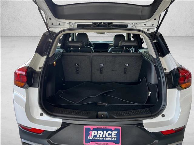 Used 2025 Buick Encore GX Preferred AWD/4WD image 21