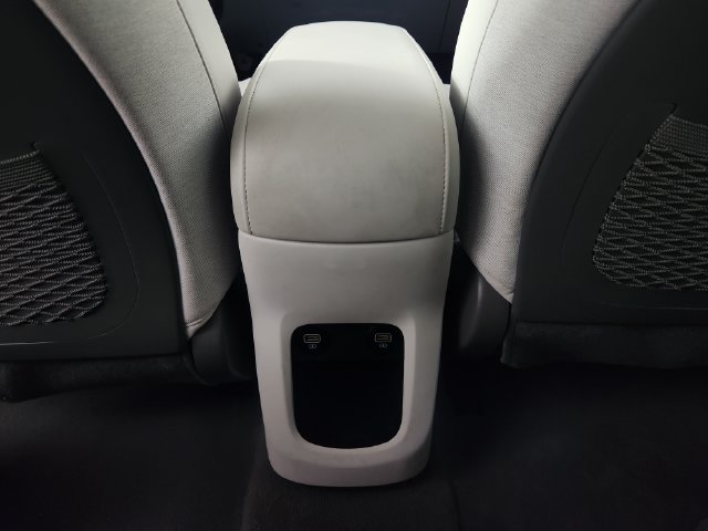 Certified 2024 Hyundai Ioniq 5 Limited AWD/4WD image 17