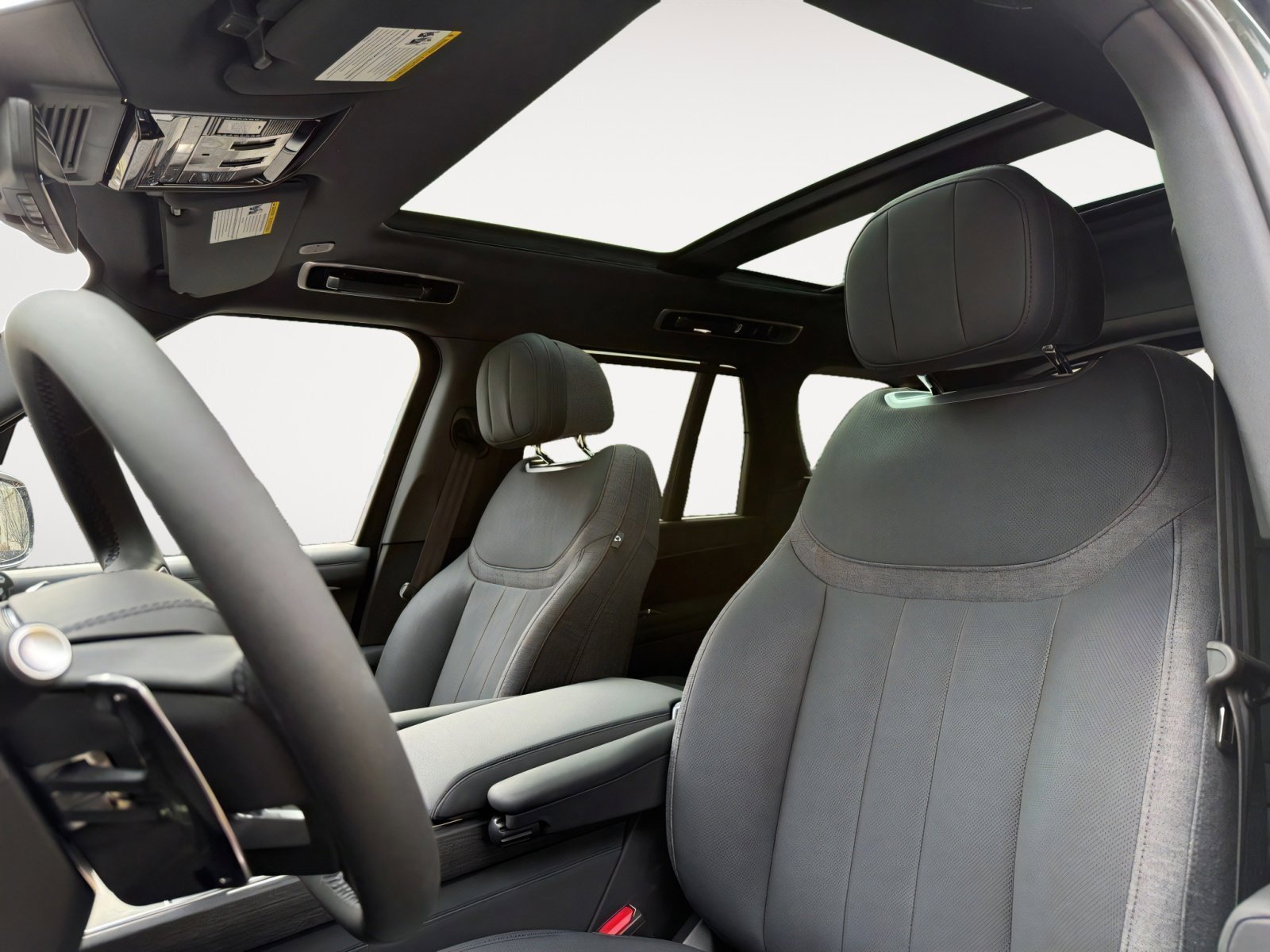 New 2025 Land Rover Range Rover SE image 7