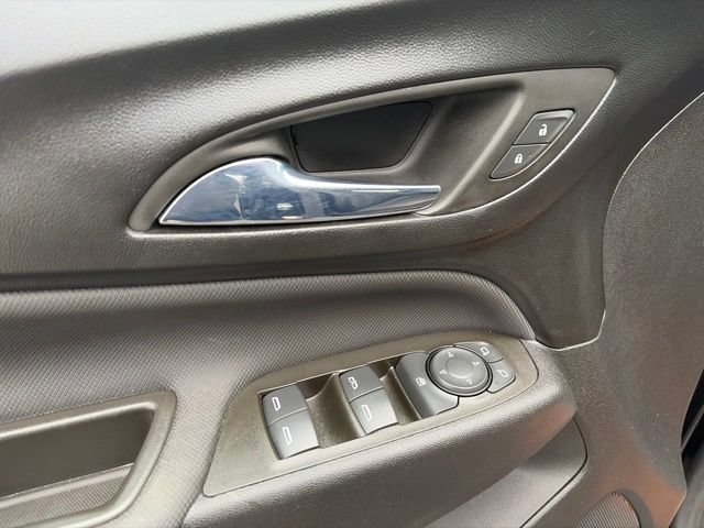 Used 2023 Chevrolet Equinox RS AWD/4WD image 11