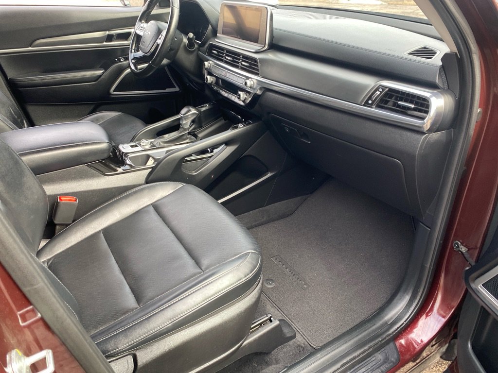 Used 2022 Kia Telluride S image 29