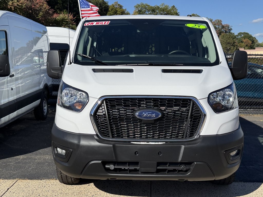 Used 2025 Ford Transit 250 Low Roof w/ Exterior Upgrade Package RWD image 2