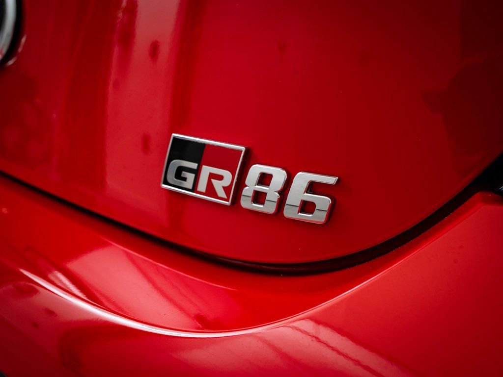 Used 2024 Toyota GR86 Premium image 15
