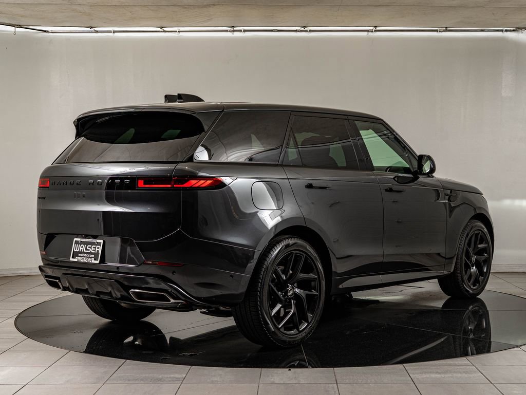 Used 2024 Land Rover Range Rover Sport Dynamic SE AWD/4WD image 5