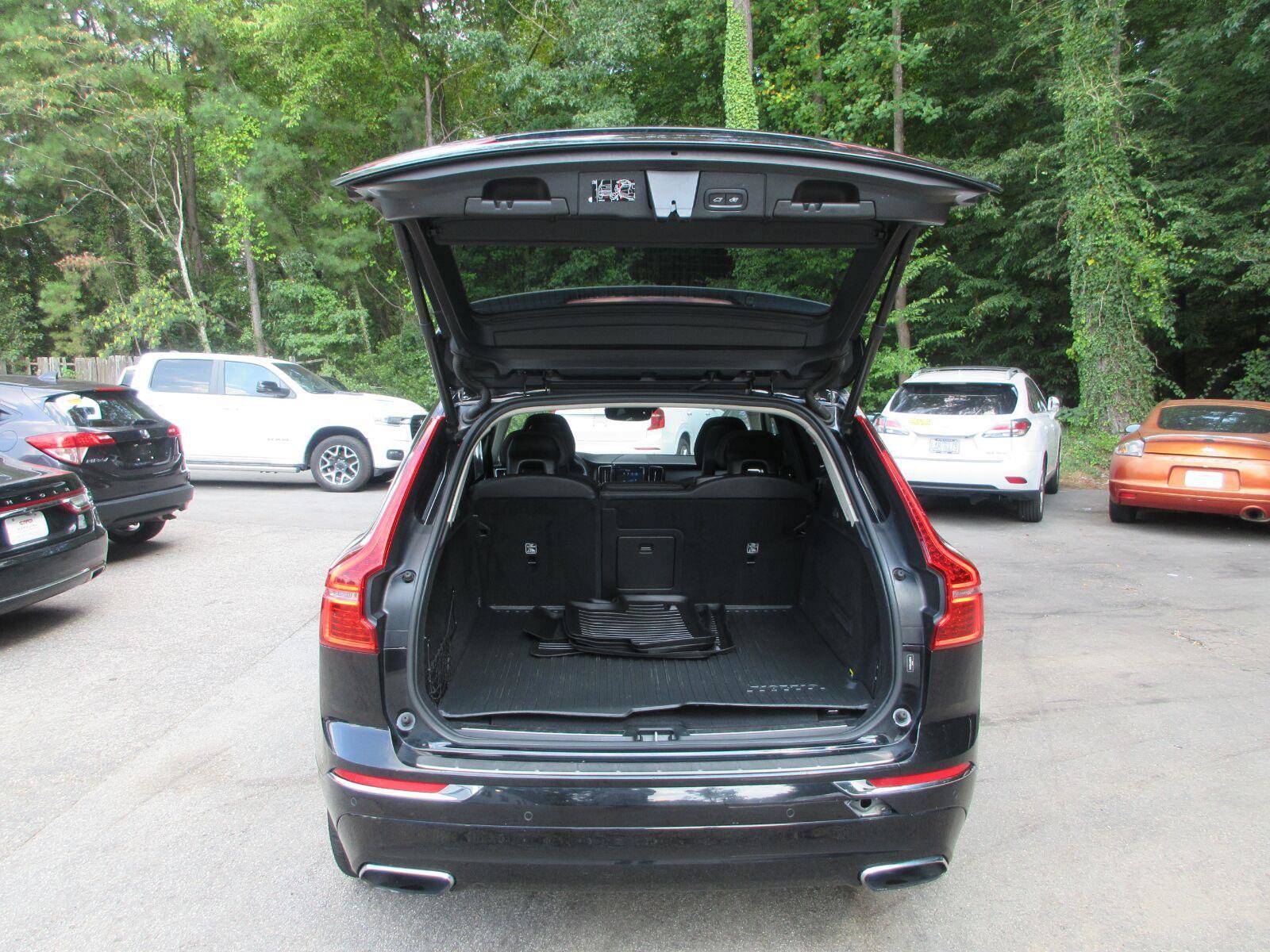 Used 2018 Volvo XC60 T5 Inscription w/ Convenience Package AWD/4WD image 20