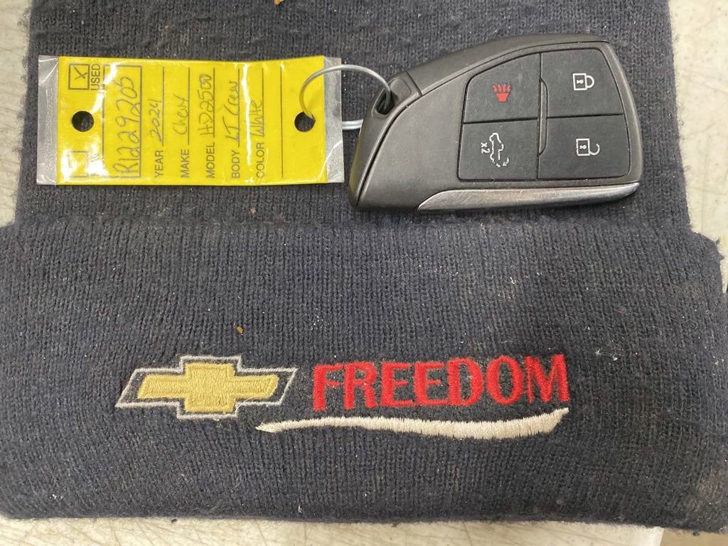 Used 2024 Chevrolet Silverado 2500 LT image 29