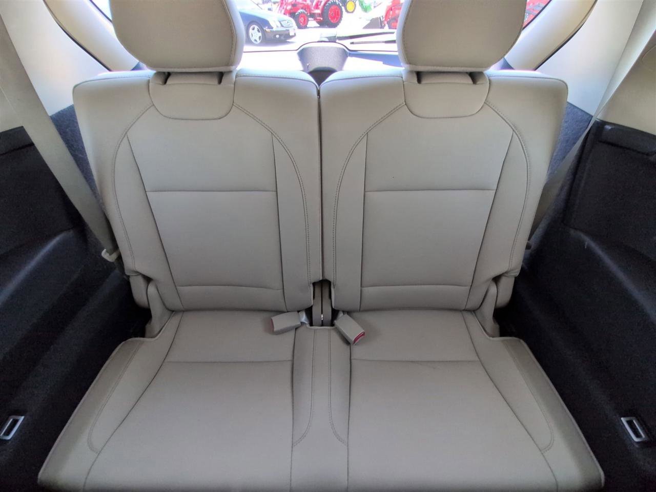 Used 2016 Acura MDX FWD image 32