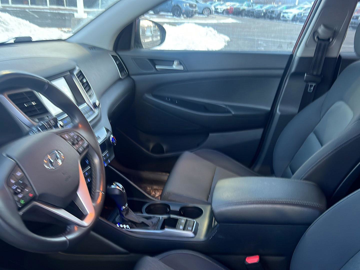 Used 2018 Hyundai Tucson Sport image 18