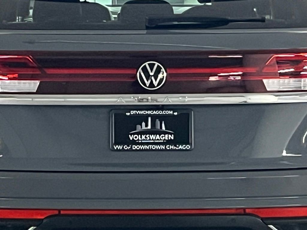 Used 2024 Volkswagen Atlas Cross Sport SE w/ Panoramic Sunroof Package image 34