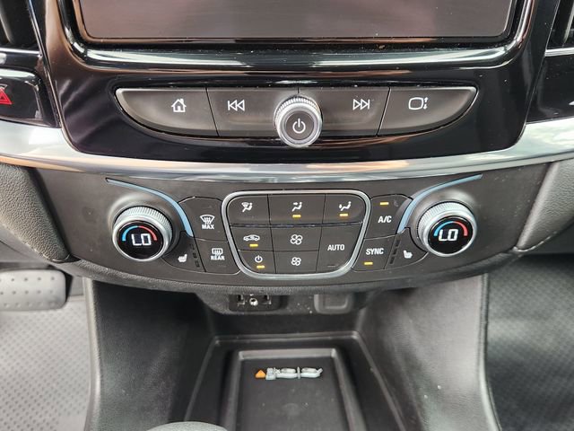 Used 2023 Chevrolet Traverse LT image 18