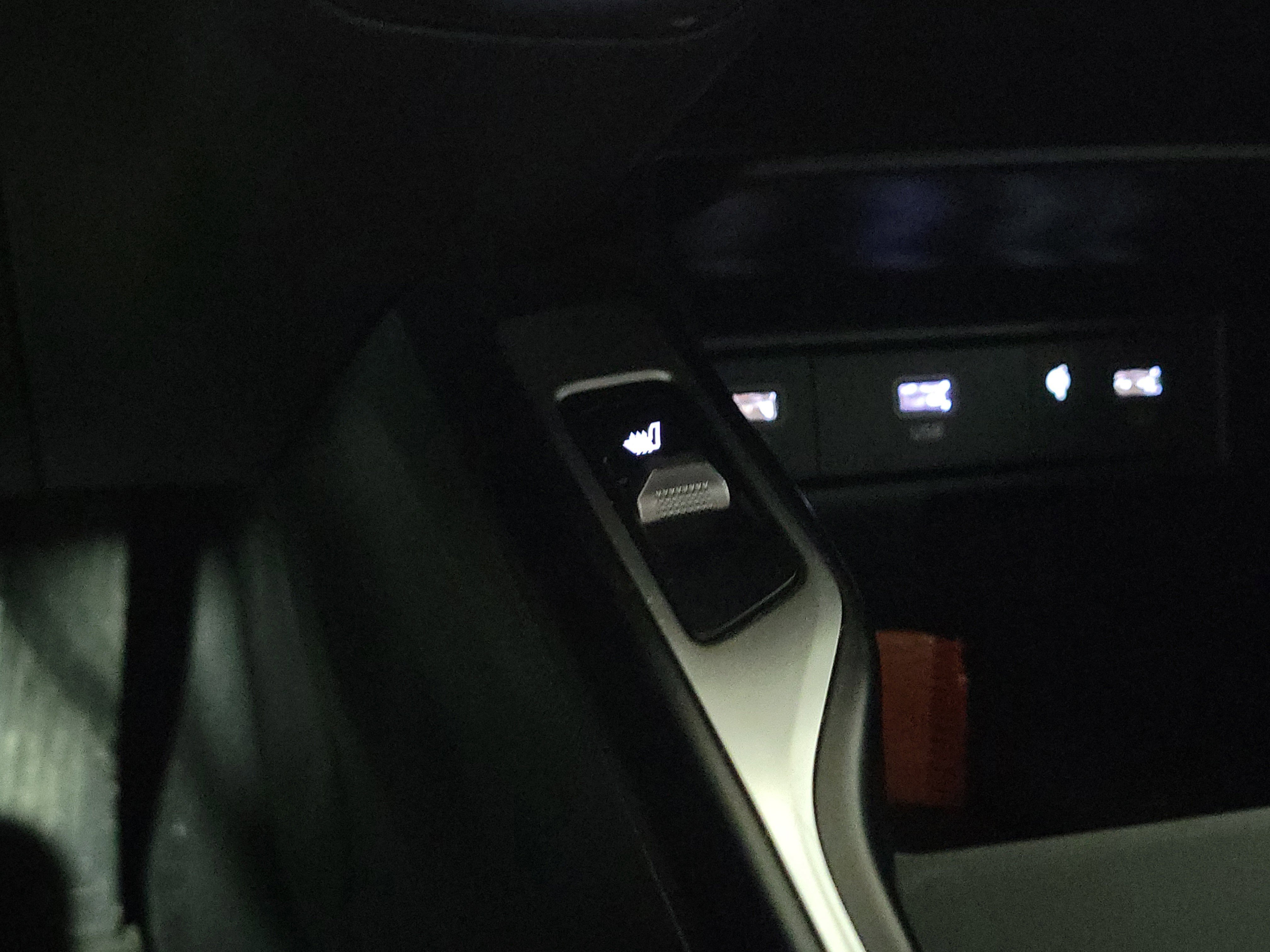 Used 2023 Kia Sorento S image 34