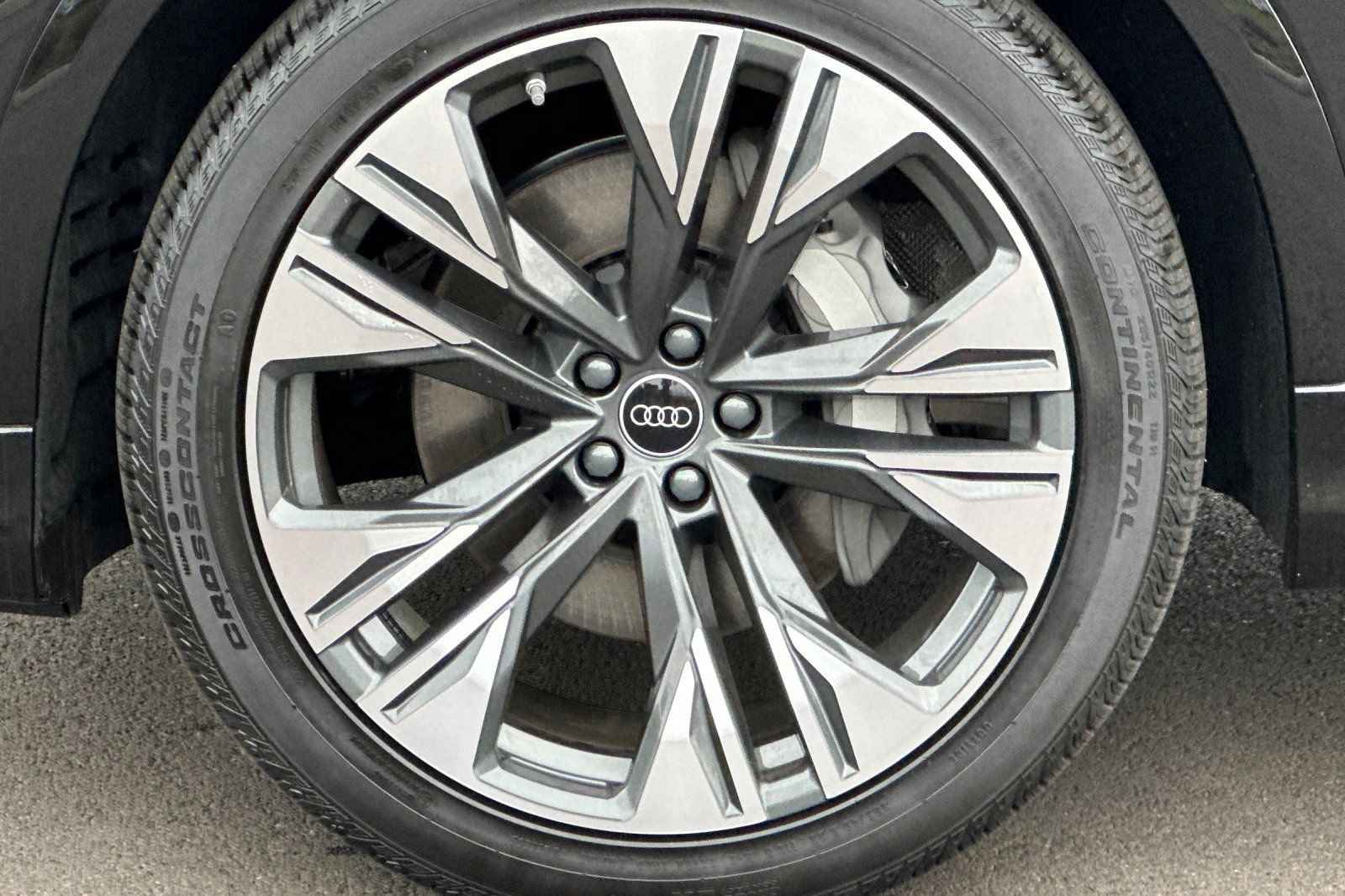 New 2026 Audi Q8 Premium Plus AWD/4WD image 24