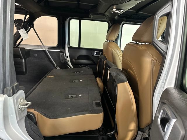 Used 2022 Jeep Wrangler Unlimited Sahara image 27
