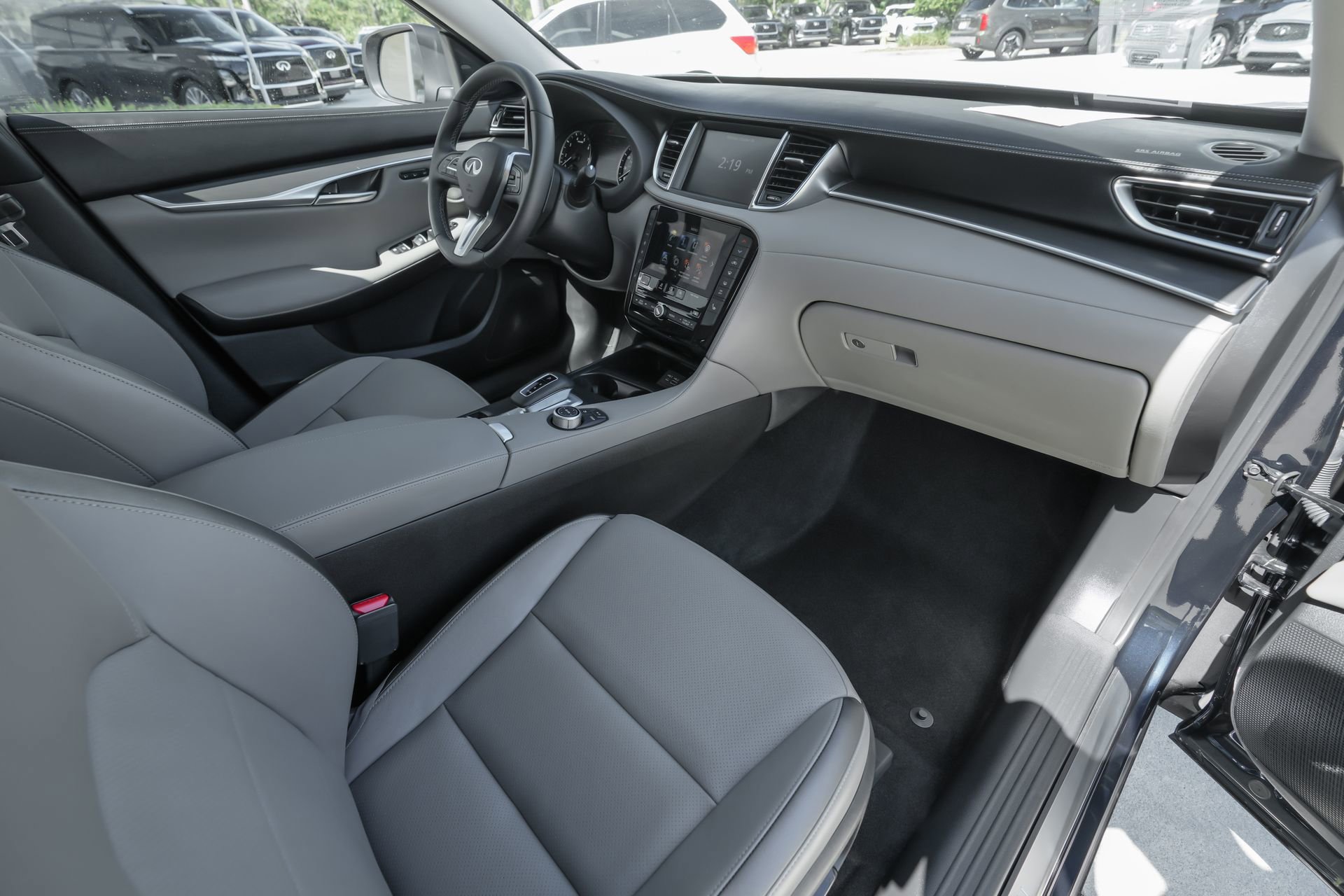 Used 2025 INFINITI QX50 Luxe image 35
