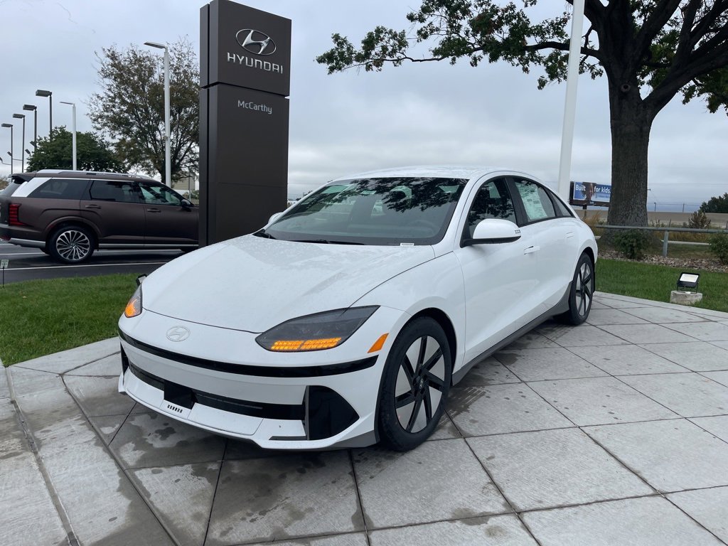 New 2025 Hyundai Ioniq 6 SE
