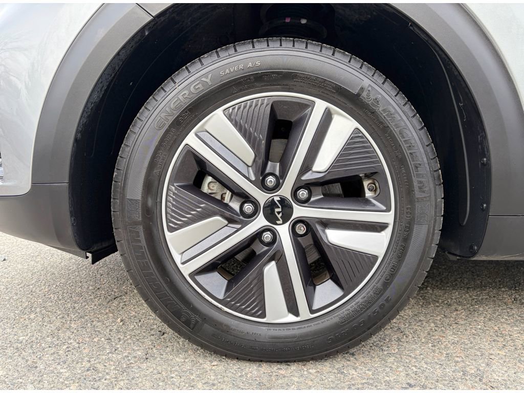 Used 2022 Kia Niro LXS image 34