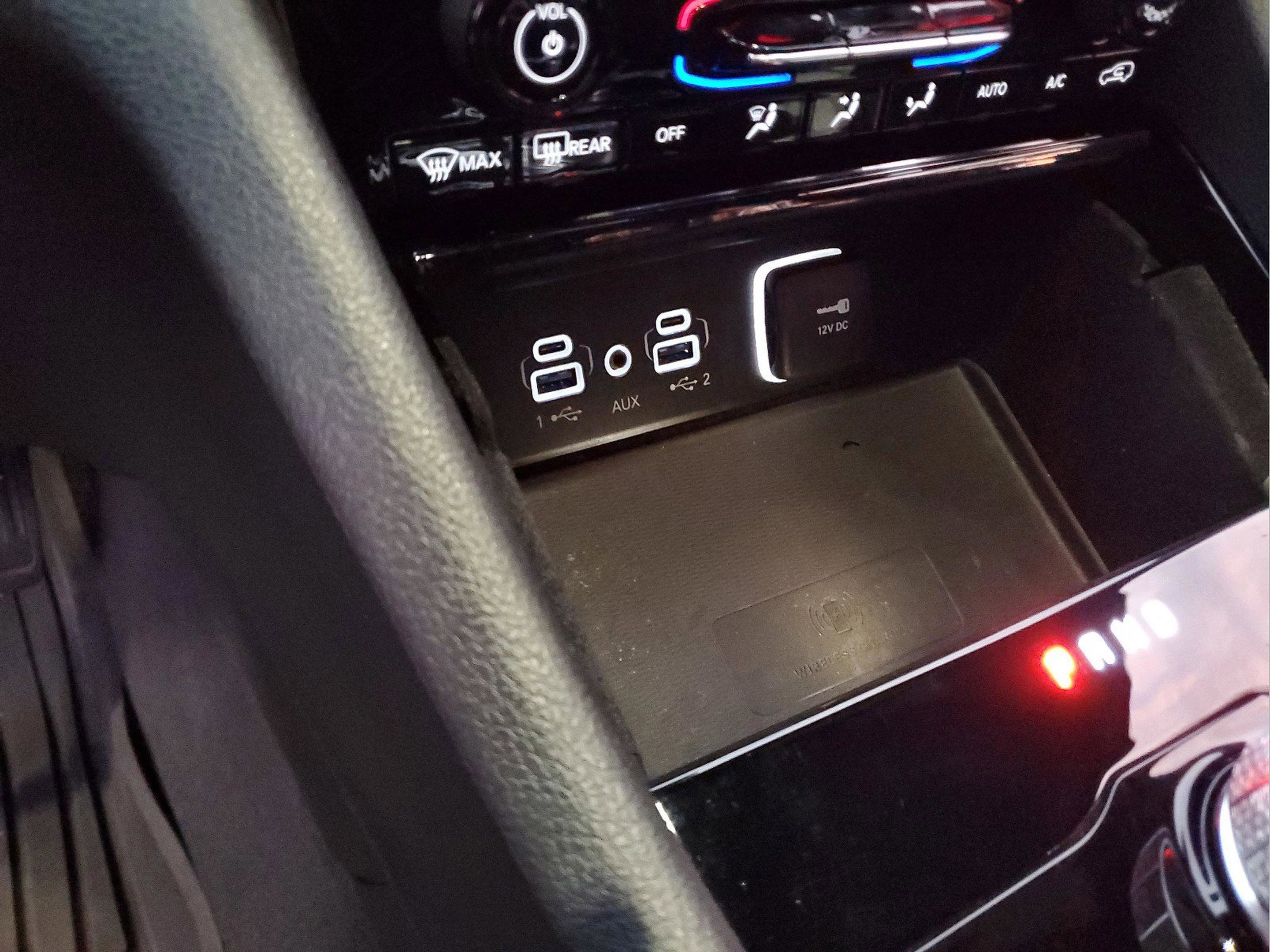 Certified 2022 Jeep Grand Cherokee L Laredo image 22