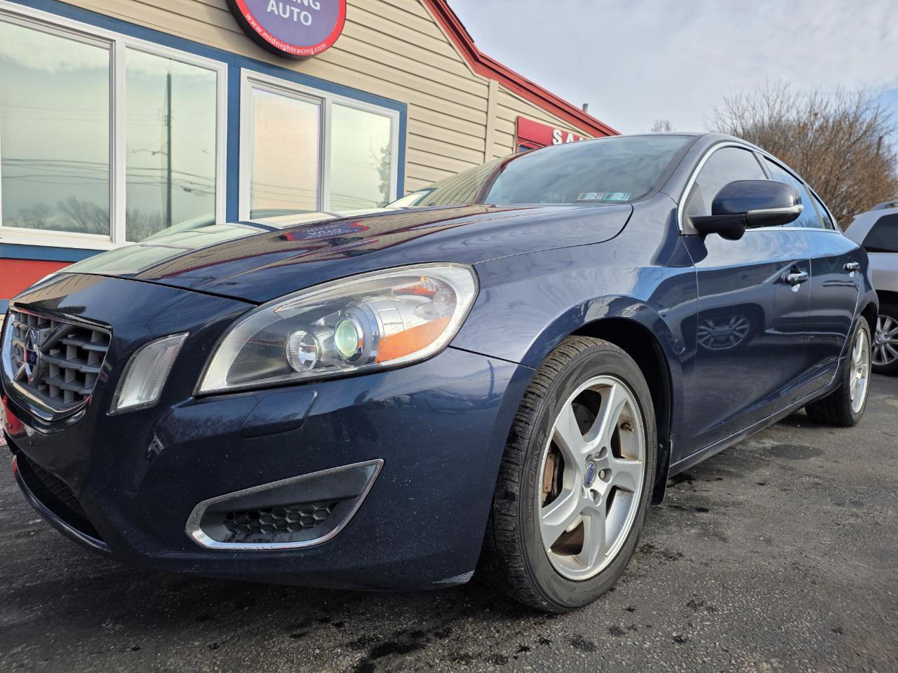 Used 2012 Volvo S60 T5 w/ Multimedia Pkg FWD image 6
