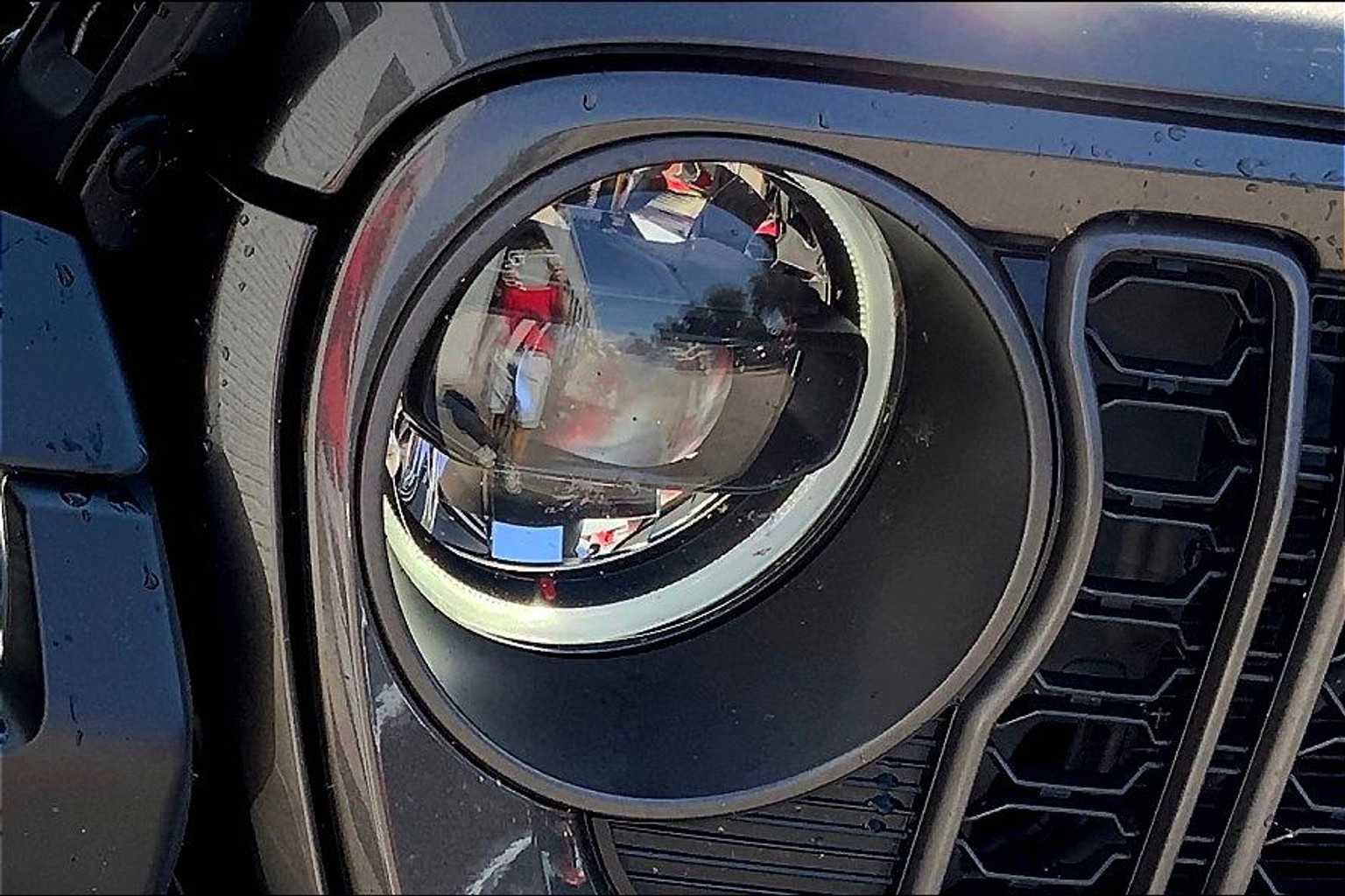 Used 2024 Jeep Gladiator Rubicon w/ Safety Group image 27