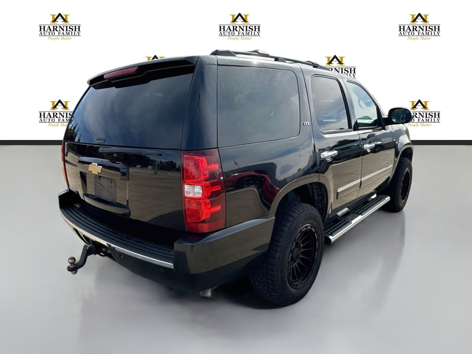 Used 2013 Chevrolet Tahoe LTZ AWD/4WD image 5