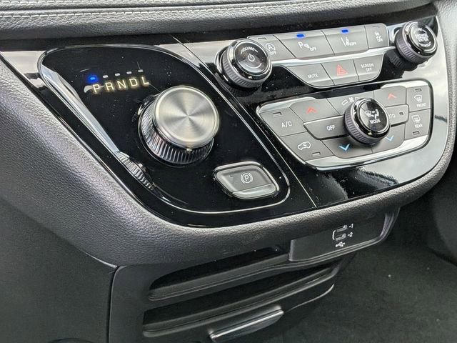 New 2026 Chrysler Pacifica Select w/ S Appearance Package image 20