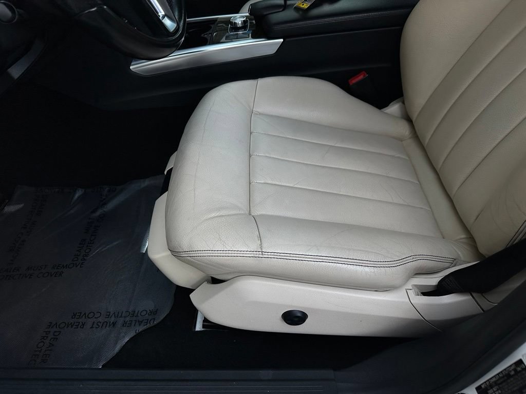 Used 2014 Mercedes-Benz E 350 Sedan image 11