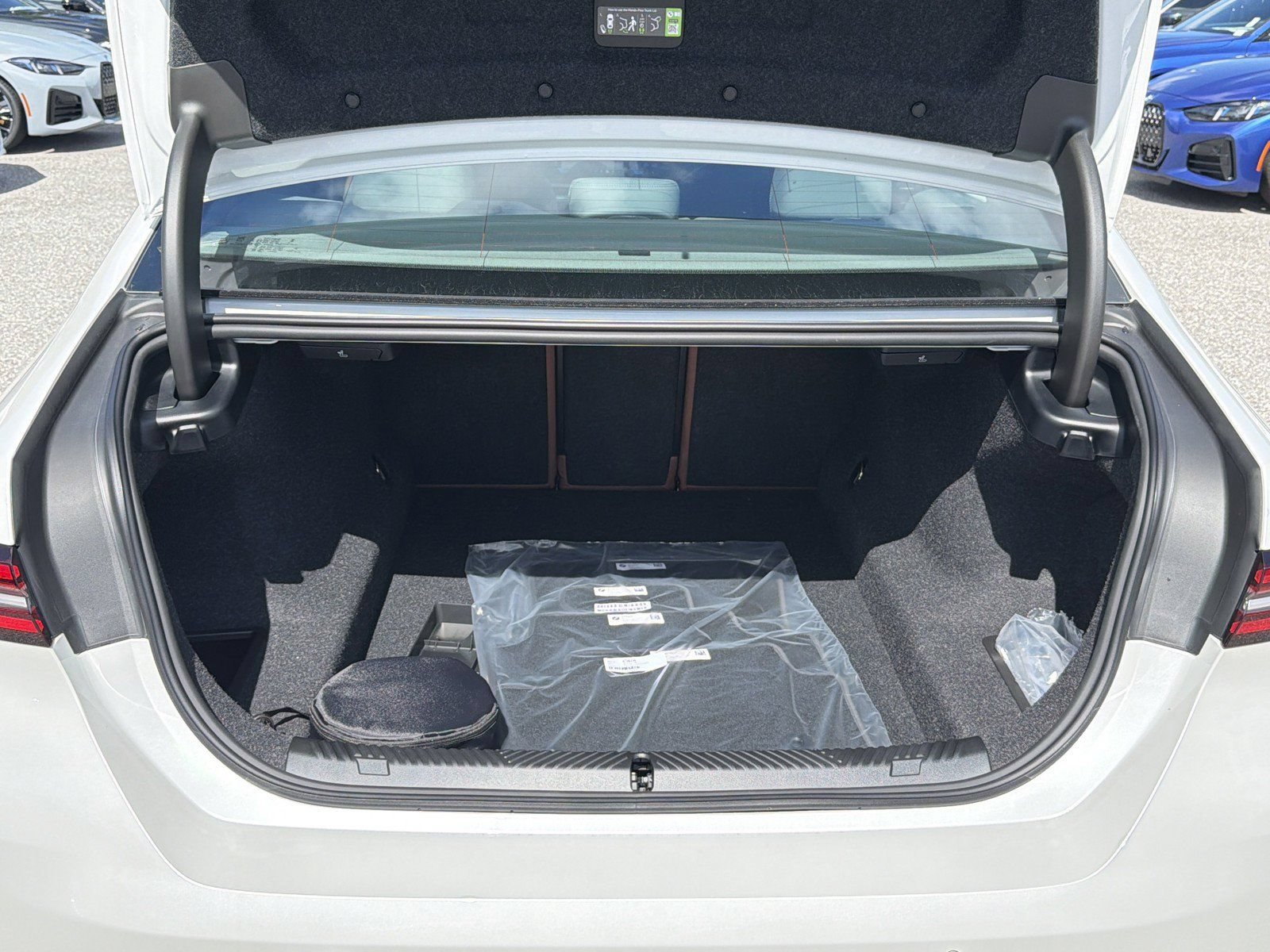 New 2027 BMW 530i RWD image 12
