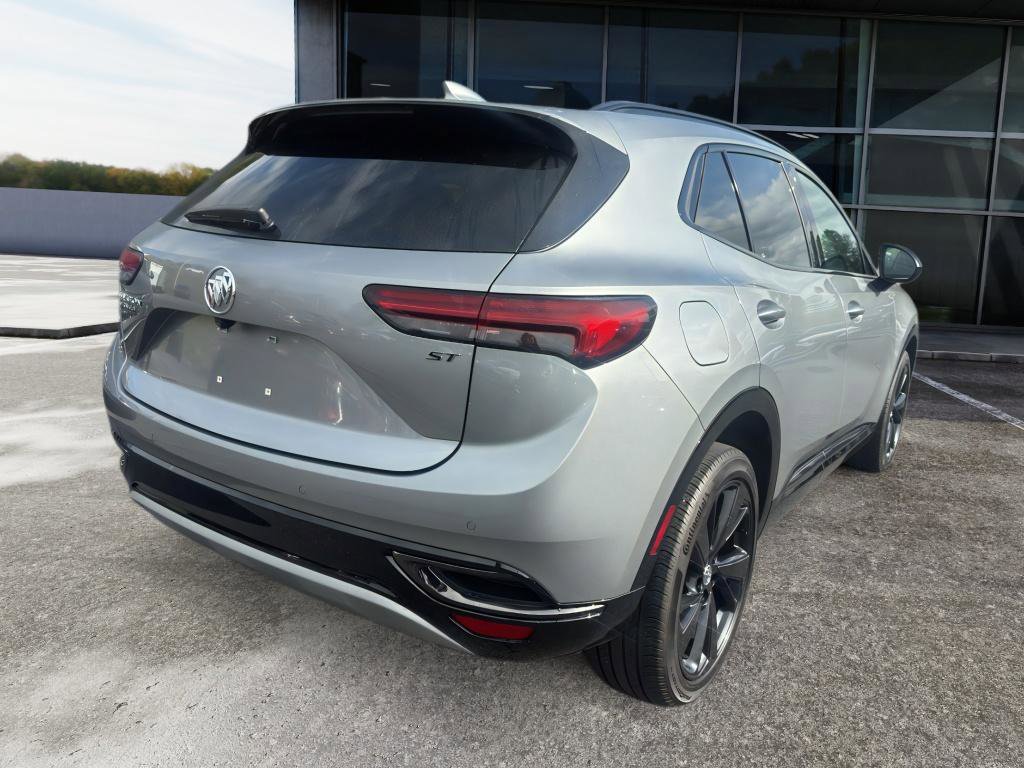 Used 2023 Buick Envision Preferred w/ Sport Touring Package image 5