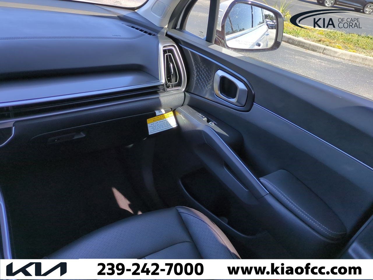Used 2025 Kia Sorento S w/ Panoramic Sunroof Package image 16