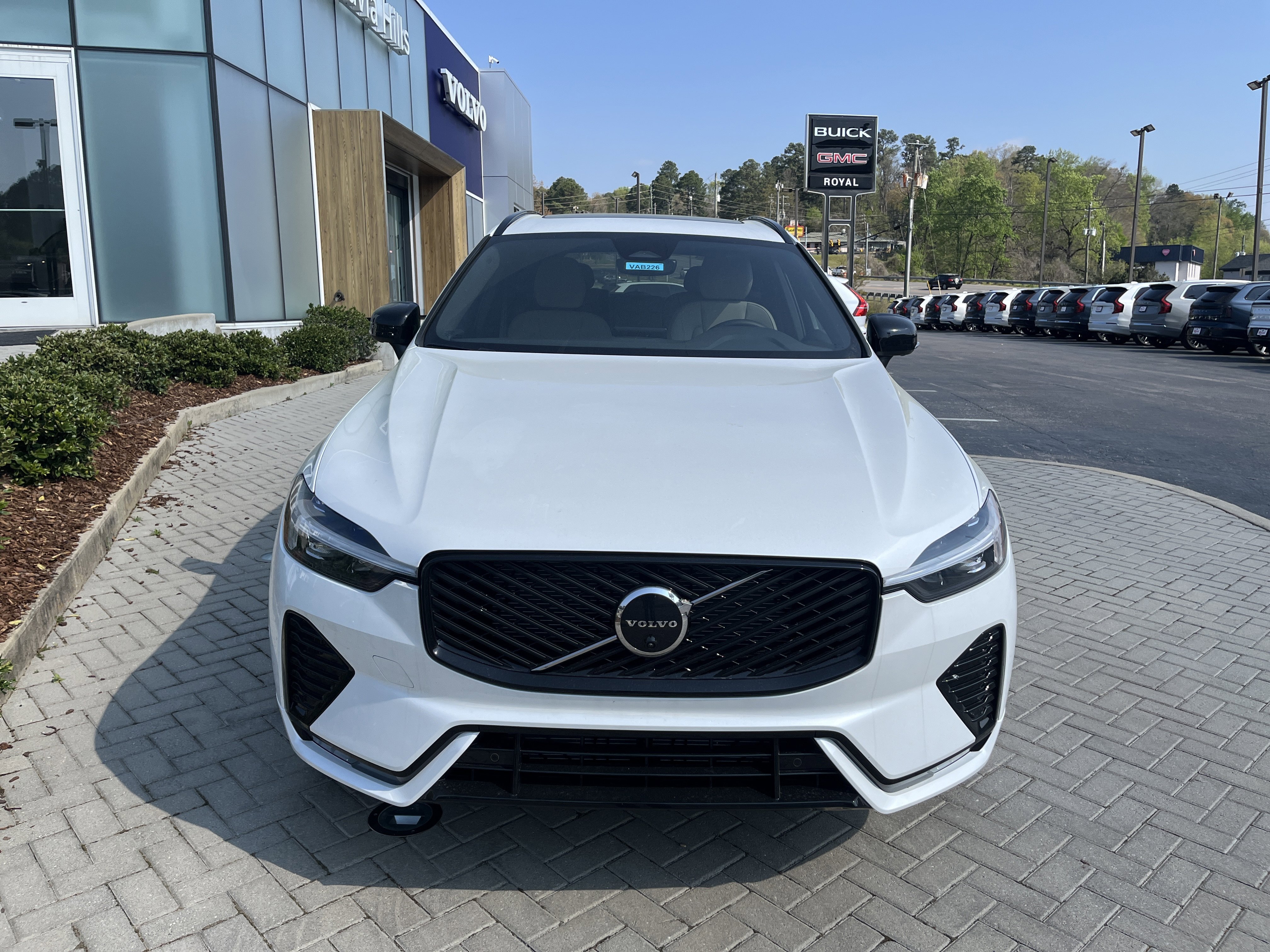 New 2026 Volvo XC60 B5 Plus w/ Protection Package Premier image 7