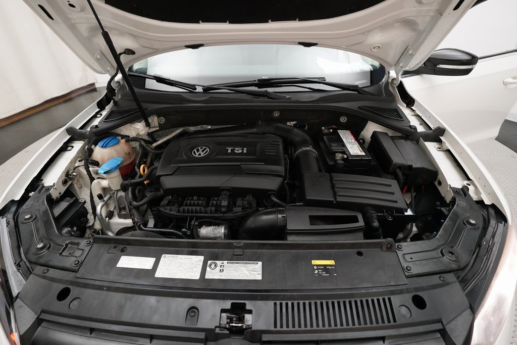Used 2015 Volkswagen Passat 1.8T Sport image 3