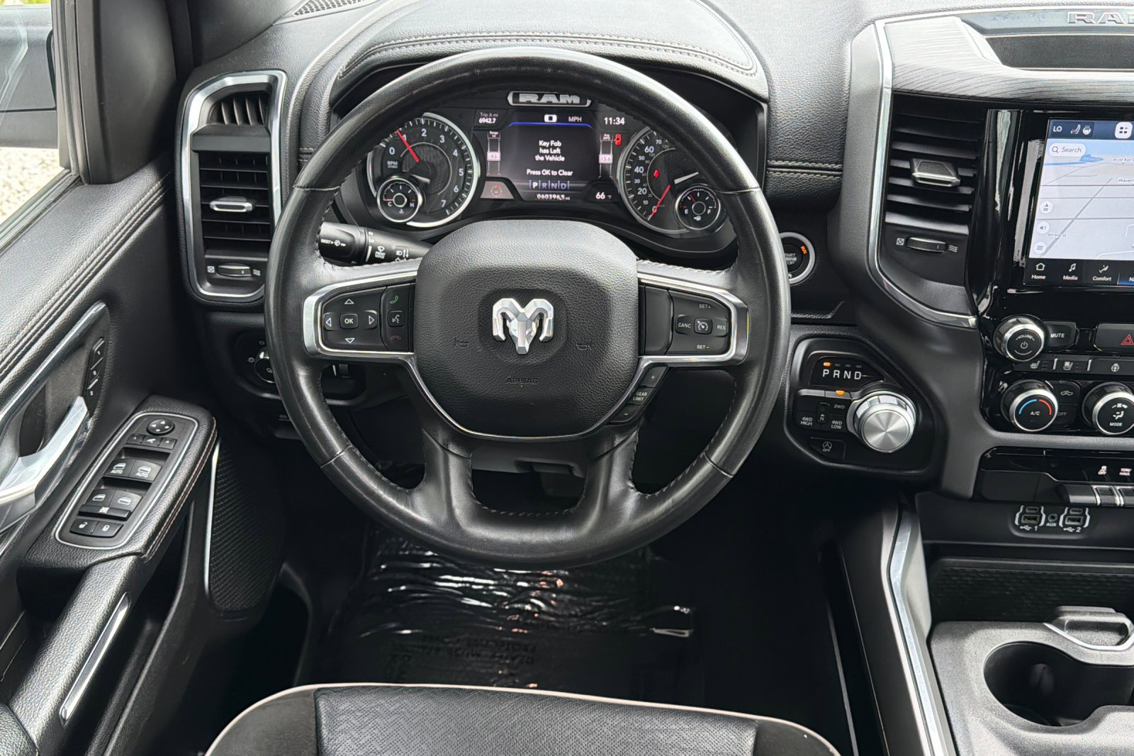 Used 2024 RAM 1500 Laramie image 13