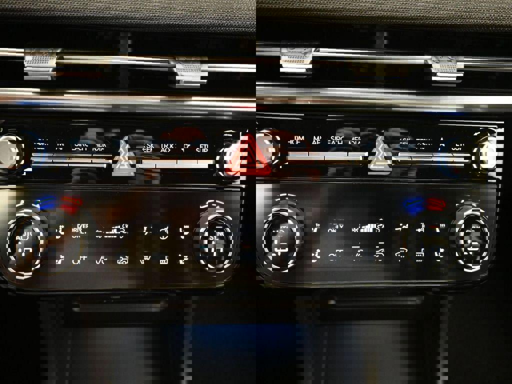 New 2026 Hyundai Tucson Limited image 16