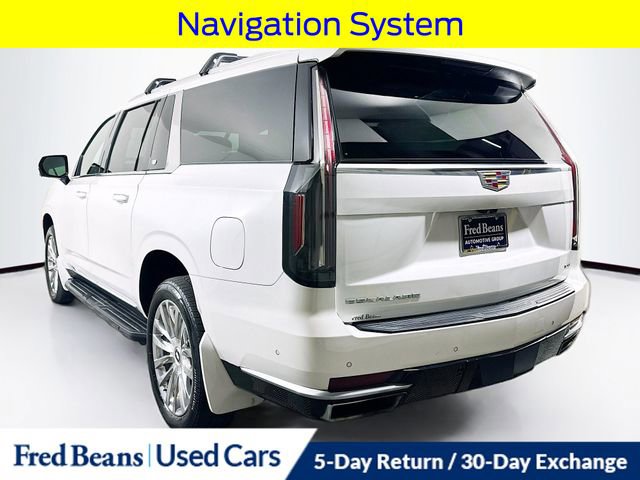 Used 2023 Cadillac Escalade ESV Premium Luxury AWD/4WD image 7