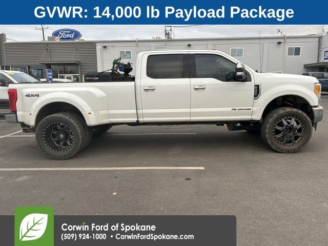 Used 2017 Ford F350 Lariat w/ Chrome Package image 2